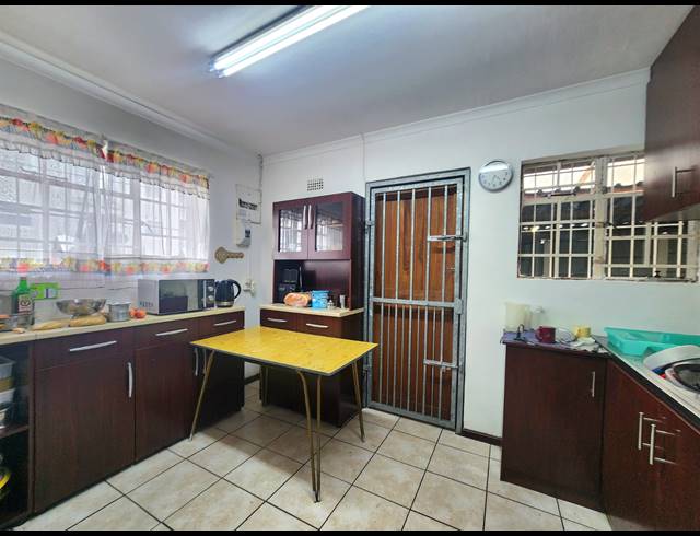 3 BEDROOM HOUSE FOR SALE IN CRAVENBY